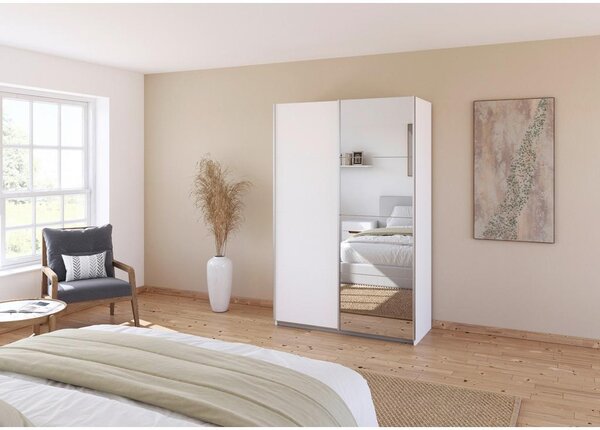 Modern Living Omara Z Drsnimi Vrati Feldkirch, Bela