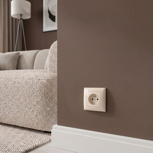 Enojna vtičnica z ozemljitvijo OSTE JNH001-G Beige