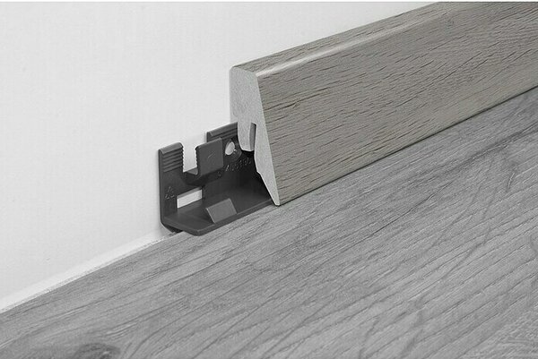 LOGOCLIC Zaključna letev K40 C hrast Colmar (260 cm x 19 mm x 40 mm, MDF)