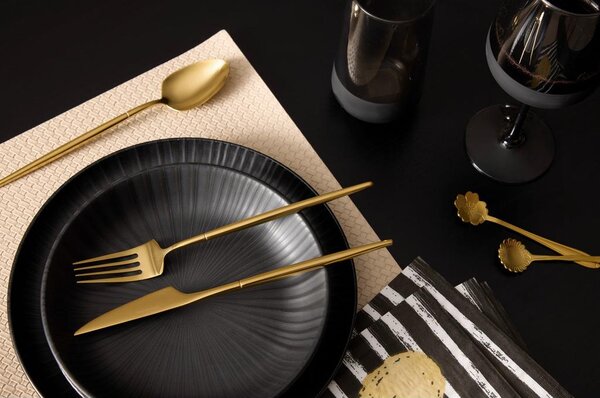 Mömax Jedilni Servis Blacky