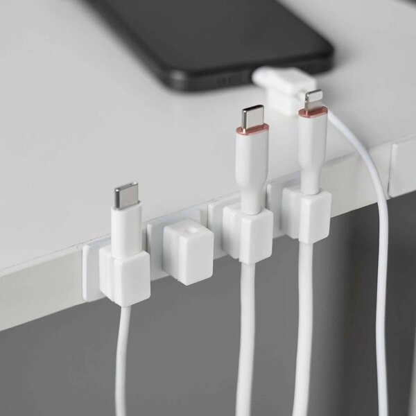 Beli kovinski organizatorji v kompletu 5 ks za kable Smart – YAMAZAKI