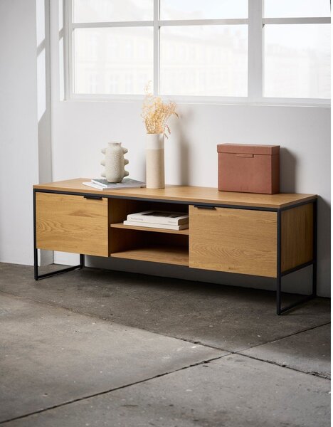 TV omarica v hrastovem dekorju v naravni barvi 155x55x45 cm Cesura – Unique Furniture