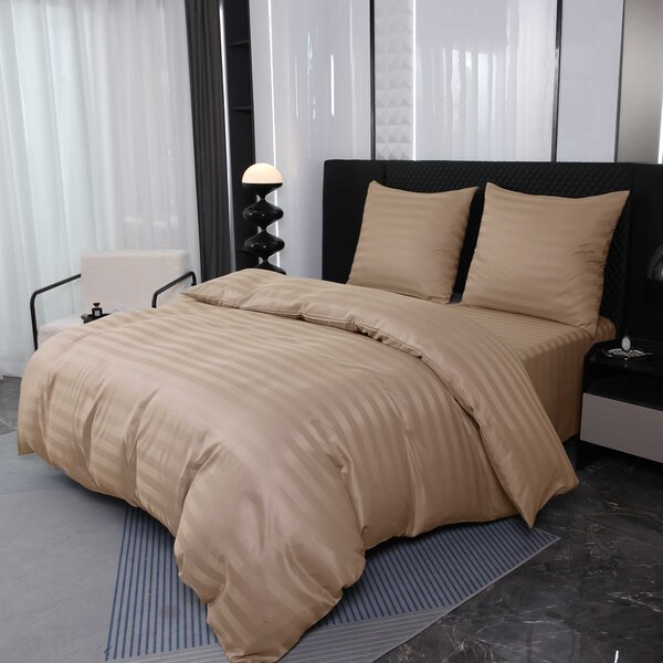 Hotelska posteljnina iz mikrovlaken JASMINE bež - črta 2 cm Dimenzija posteljnine: 70 x 90 cm | 140 x 220 cm