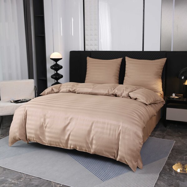 Hotelska posteljnina iz mikrovlaken JASMINE bež - črta 2 cm Dimenzija posteljnine: 70 x 90 cm | 140 x 220 cm