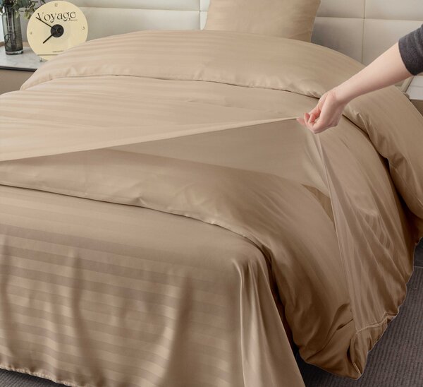Hotelska posteljnina iz mikrovlaken JASMINE bež - črta 2 cm, hotelski žep Dimenzije posteljnine: 70 x 90 cm | 140 x 200 cm