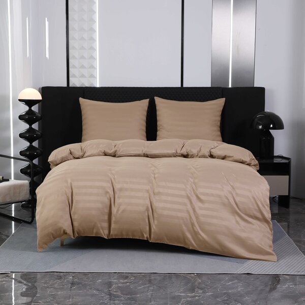 Hotelska posteljnina iz mikrovlaken JASMINE bež - črta 2 cm, hotelski žep Dimenzije posteljnine: 70 x 90 cm | 140 x 200 cm