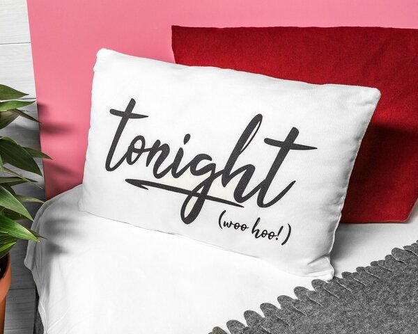 Obojestranska blazina s sporočilom- Tonight /Not tonight