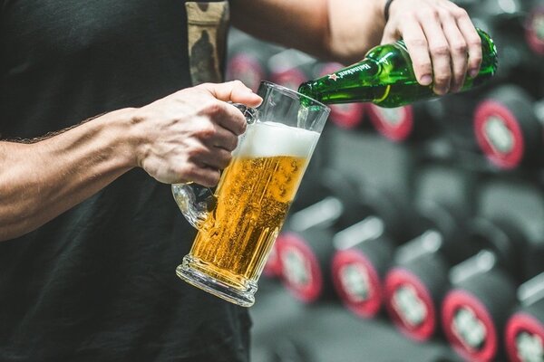 Mišični vrček za pivo ne le za močne moške!