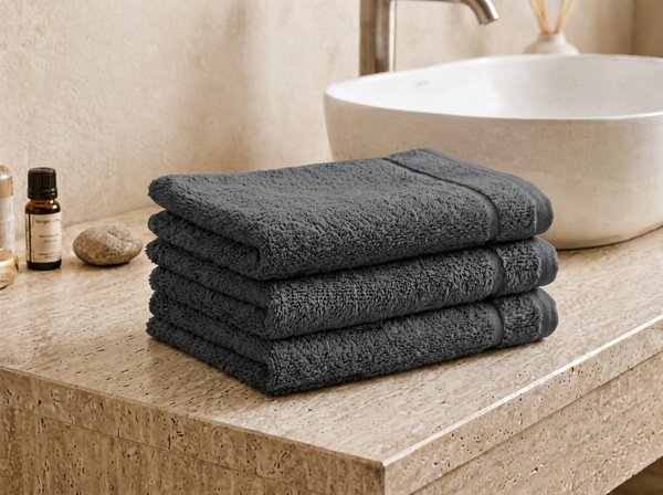 Brisača Classic mala temno siva 30x50 cm, 100% bombaž