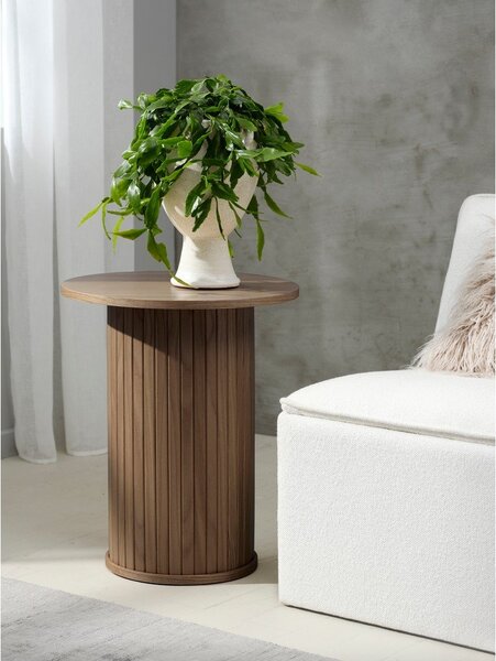 Okrogla stranska mizica v hrastovem dekorju ø 50 cm Nola – Unique Furniture