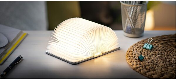 Siva LED namizna svetilka s tekstilnim senčilom (višina 2,5 cm) Booklight – Gingko