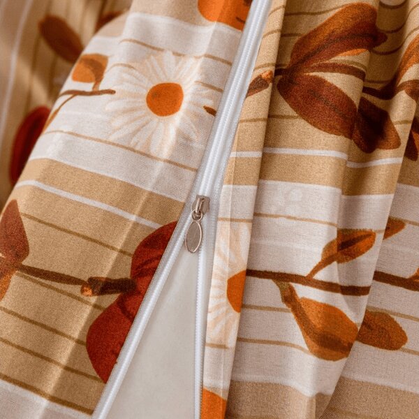Posteljnina iz mikrovlaken PUMPKIN STRIPES barvna Dimenzije posteljnine: 70 x 90 cm | 140 x 200 cm