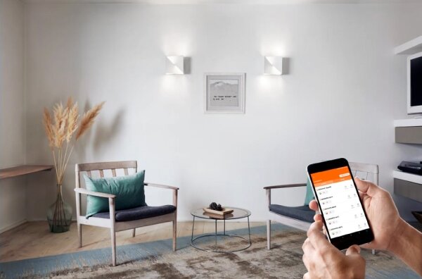 Ledvance - LED Zatemnitvena stenska svetilka SMART+ SWAN LED/23W/230V Wi-Fi