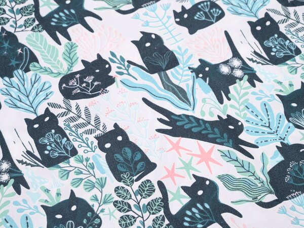 Posteljnina iz mikrovlaken CREEPY CATS barvna Dimenzije posteljnine: 70 x 90 cm | 140 x 200 cm
