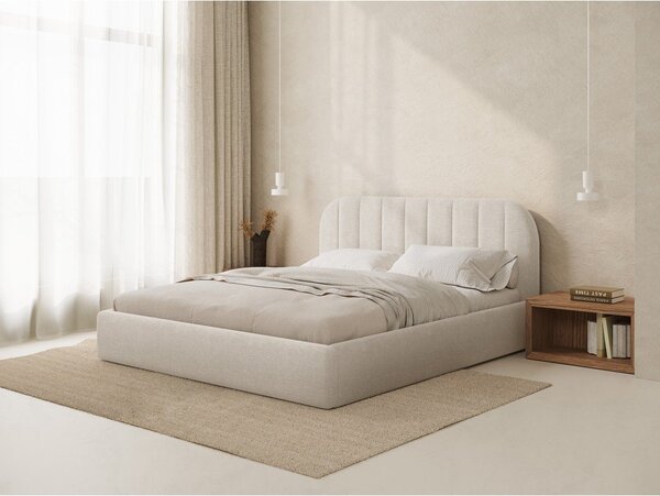 Kremno bela oblazinjena zakonska postelja s prostorom za shranjevanje z letvenim dnom 200x200 cm Juno – Windsor & Co Sofas