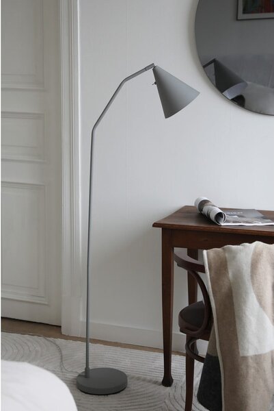 Siva LED zatemnitvena stoječa svetilka s kovinskim senčilom (višina 144 cm) Funil – Markslöjd