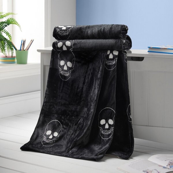 Temno siva otroška odeja iz mikropliša 130x170 cm Skulls – Catherine Lansfield