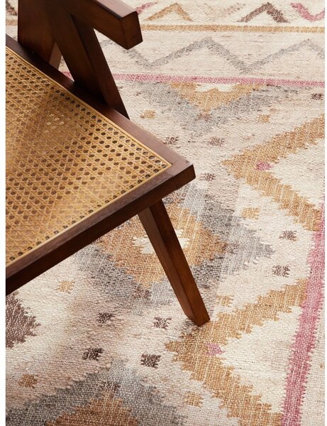 Kremno bela ročno tkana preproga iz jute 120x170 cm Roya Imani – Elle Decoration
