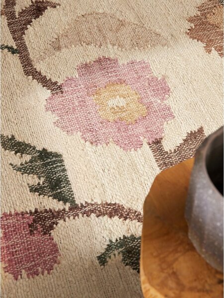 Kremno bela ročno tkana preproga iz jute 120x170 cm Roya Violette – Elle Decoration