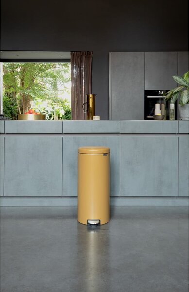 Jeklen koš za smeti s pedalom v zlati barvi 30 l NewIcon – Brabantia
