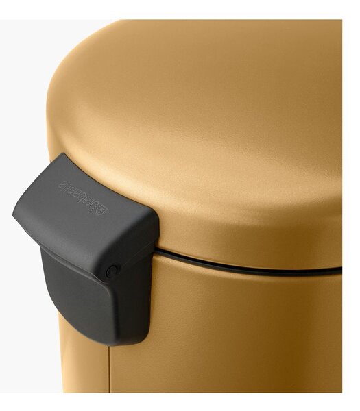 Jeklen koš za smeti s pedalom v zlati barvi 30 l NewIcon – Brabantia