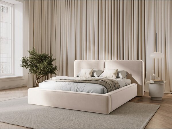 Kremno bela žametna oblazinjena zakonska postelja s prostorom za shranjevanje in z letvenim dnom 180x200 cm Arendal – Cosmopolitan Design