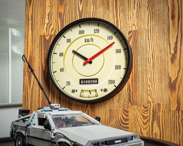 Stenska ura za voznike – SPEEDOMETER