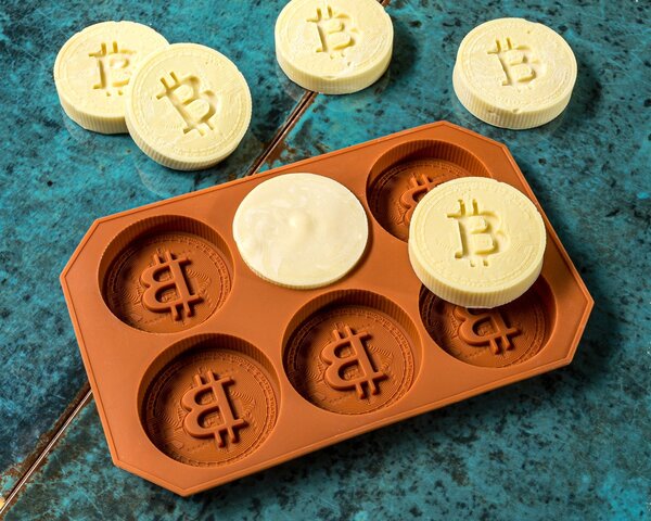 Model za led ali čokolado – Bitcoin