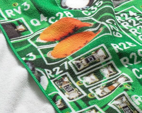 Plažna brisača z motivom matične plošče-Motherboard