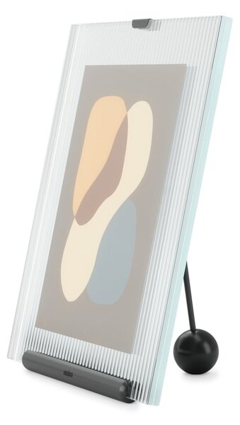 Črn steklen stoječ okvir 19x23 cm Flute – Umbra