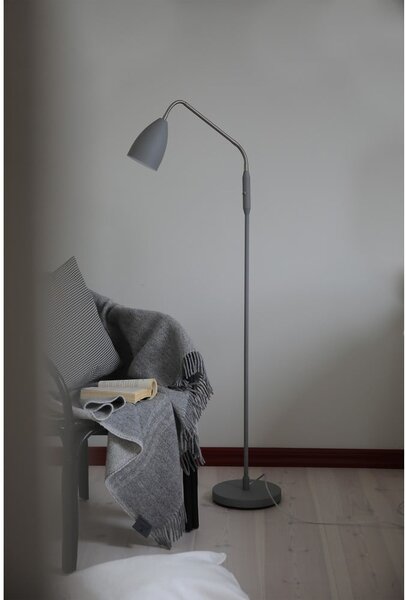 Siva LED zatemnitvena stoječa svetilka s kovinskim senčilom (višina 140 cm) Patro – Markslöjd
