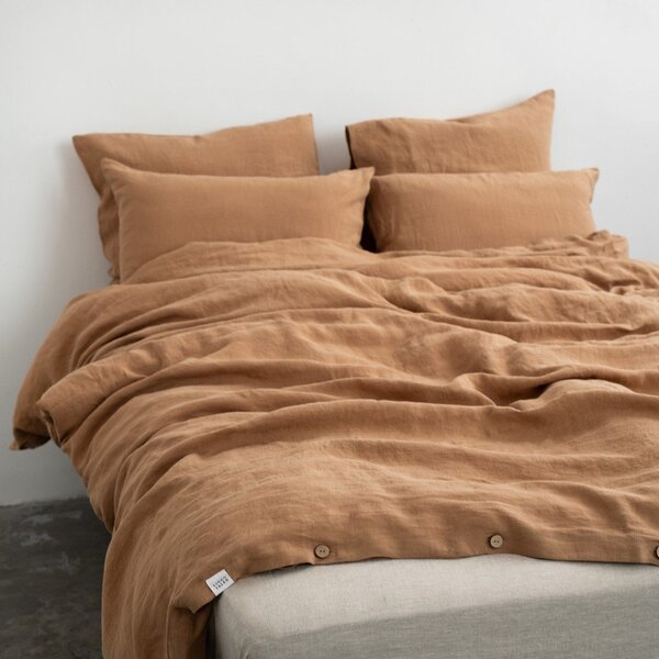 Rjava lanena posteljnina za zakonsko posteljo 200x200 cm – Linen Tales
