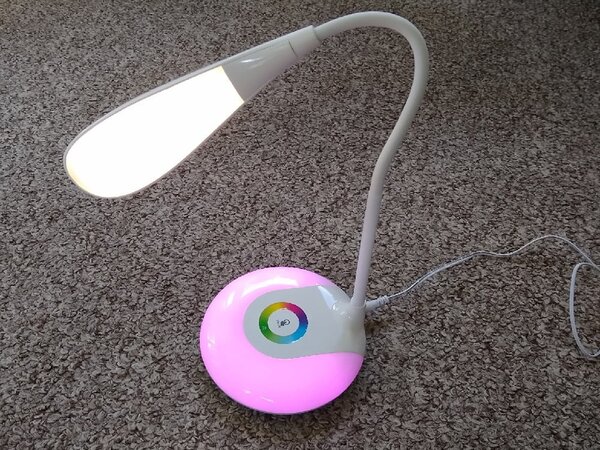 Moderna LED 256 RGB svetilka namizna USB touch