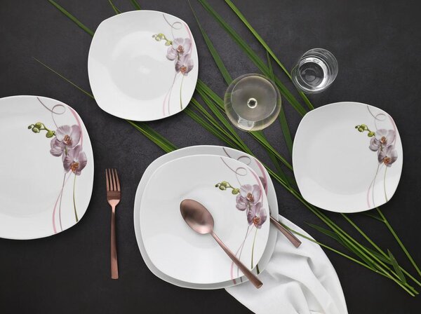 Creatable Jedilni Servis Square Orchidee, 18-Delni