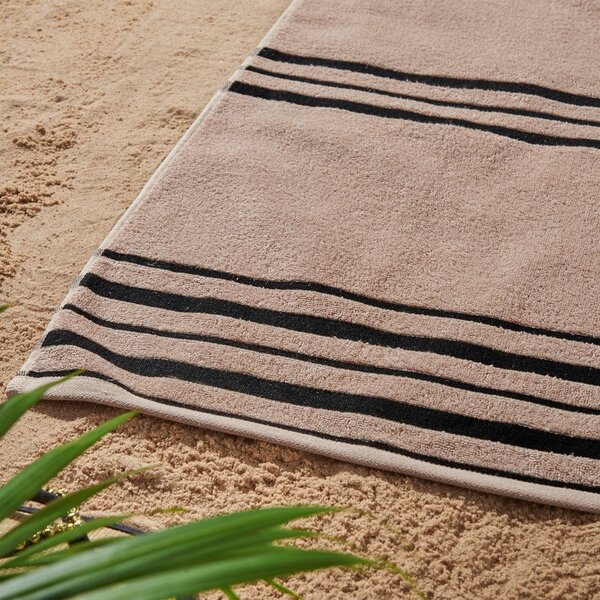 Bež brisača za na plažo 75x150 cm Banded Stripe – Catherine Lansfield