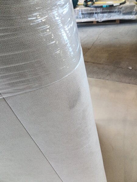 AKCIJA Raztegljiva sedežna garnitura v obliki črke U VENORIA 285x146 cm, kremna + 2 vzglavnika GRATIS II. kakovost