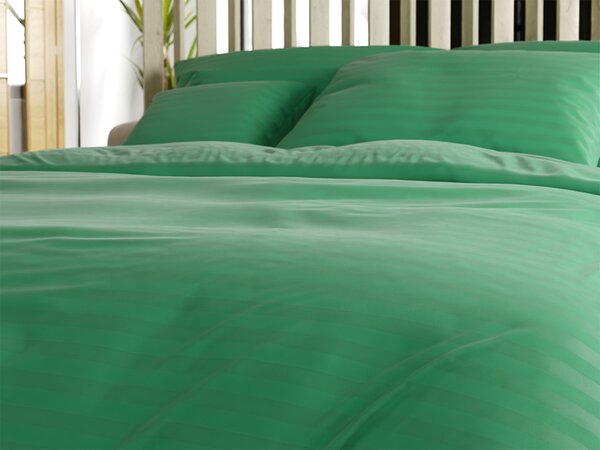 Hotelska posteljnina iz mikrovlaken JASMINE temno zelena - črta 2 cm Dimenzije posteljnine: 70 x 90 cm | 140 x 200 cm