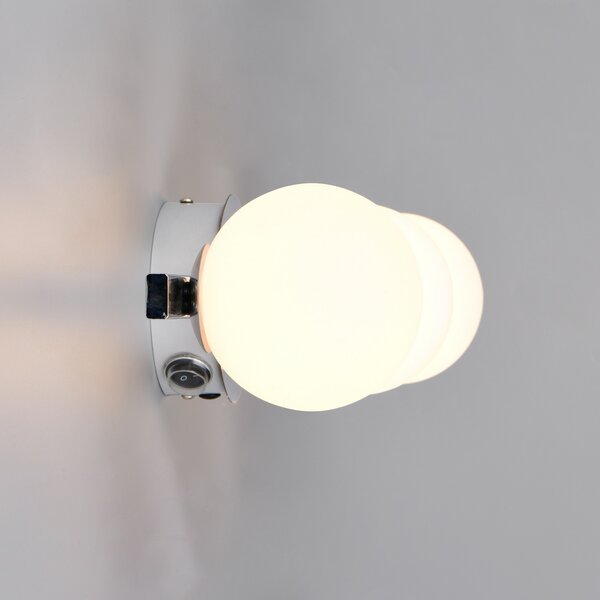 Trio Lighting Stenska svetilka Alfio, širina 50 cm, kromirana kovina/steklo, IP44, 3-žarnica., Krom, Kopalnica, Kovina, Sodobni