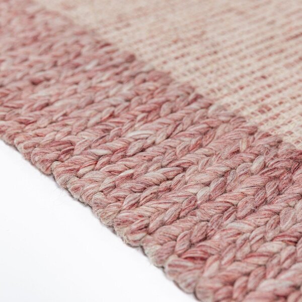 Svetlo rožnata ročno tkana preproga iz mešanice volne 120x170 cm Rue – Flair Rugs