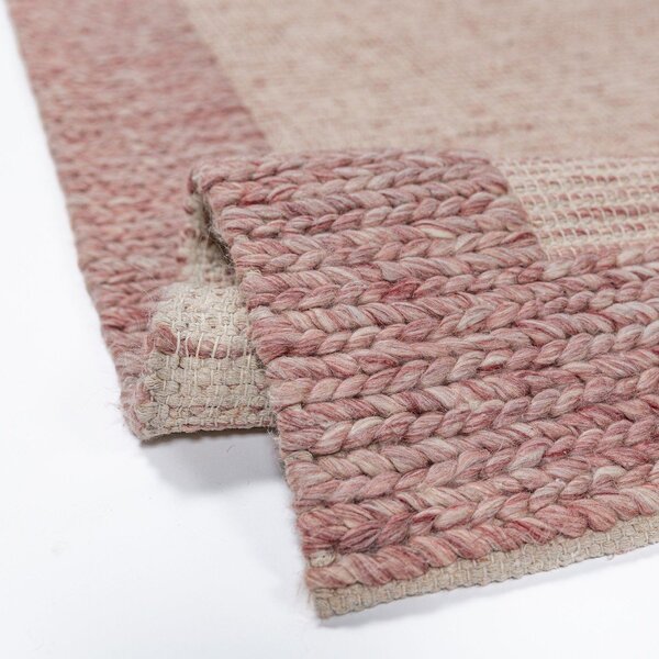 Svetlo rožnata ročno tkana preproga iz mešanice volne 120x170 cm Rue – Flair Rugs