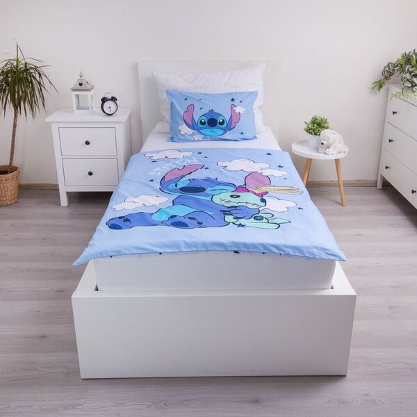 Modra bombažna otroška posteljnina za otroško posteljico 100x135 cm Lilo & Stitch "Clouds" – Jerry Fabrics