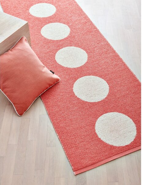 Rožnato-oranžen zunanji in notranji tekač 70x300 cm Vera Flamingo – Pappelina