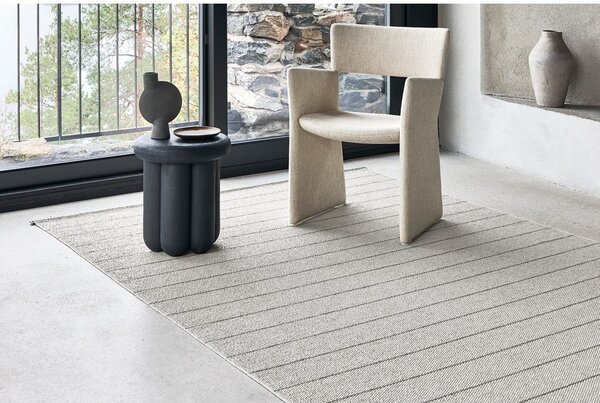 Siv zunanji in notranji tekač 70x270 cm Carl Warm Grey – Pappelina