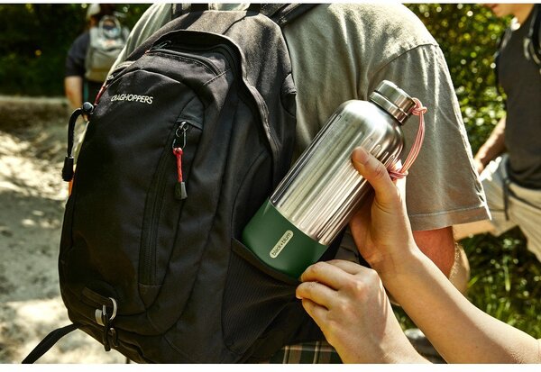 Termovka iz nerjavečega jekla v srebrni barvi 850 ml Explorer – Black + Blum