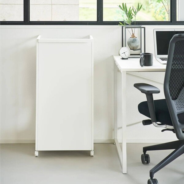 Bel kovinski regal na koleščkih 42x84,5x32 cm Tower – YAMAZAKI