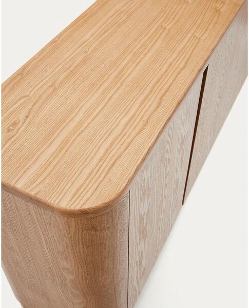 Komoda v jesenovem dekorju v naravni barvi 200x79x40 cm Salaya – Kave Home