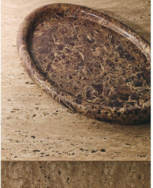 Marmorni dekorativni pladenj 28x43 cm Lenorel – Kave Home