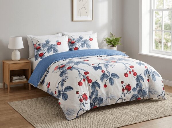 Flanelasta posteljnina iz mikrovlaken BERRY BLOOM belo-modra Dimenzije posteljnine: 70 x 90 cm | 140 x 200 cm