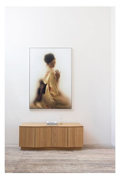 TV omarica iz masivnega hrasta v naravni barvi 133x52x45 cm Zuma – WOOOD