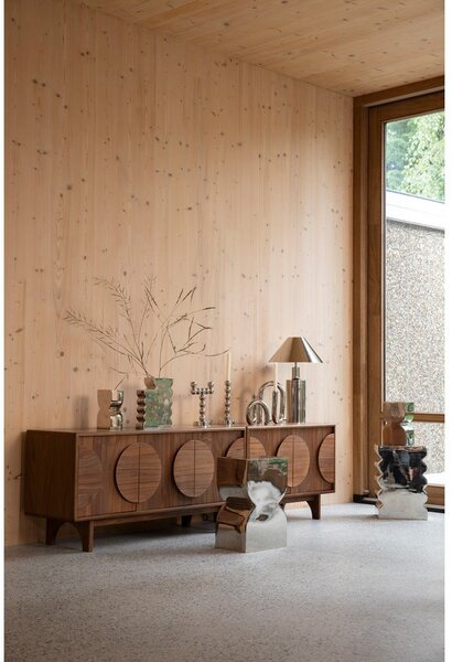 Rjava nizka komoda v orehovem dekorju 120x58 cm Groove – Zuiver